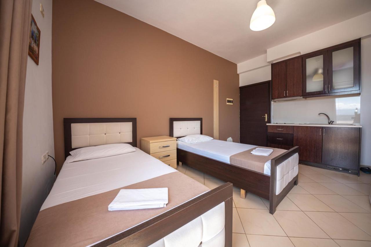 Vale Deti Rooms Ksamil Esterno foto