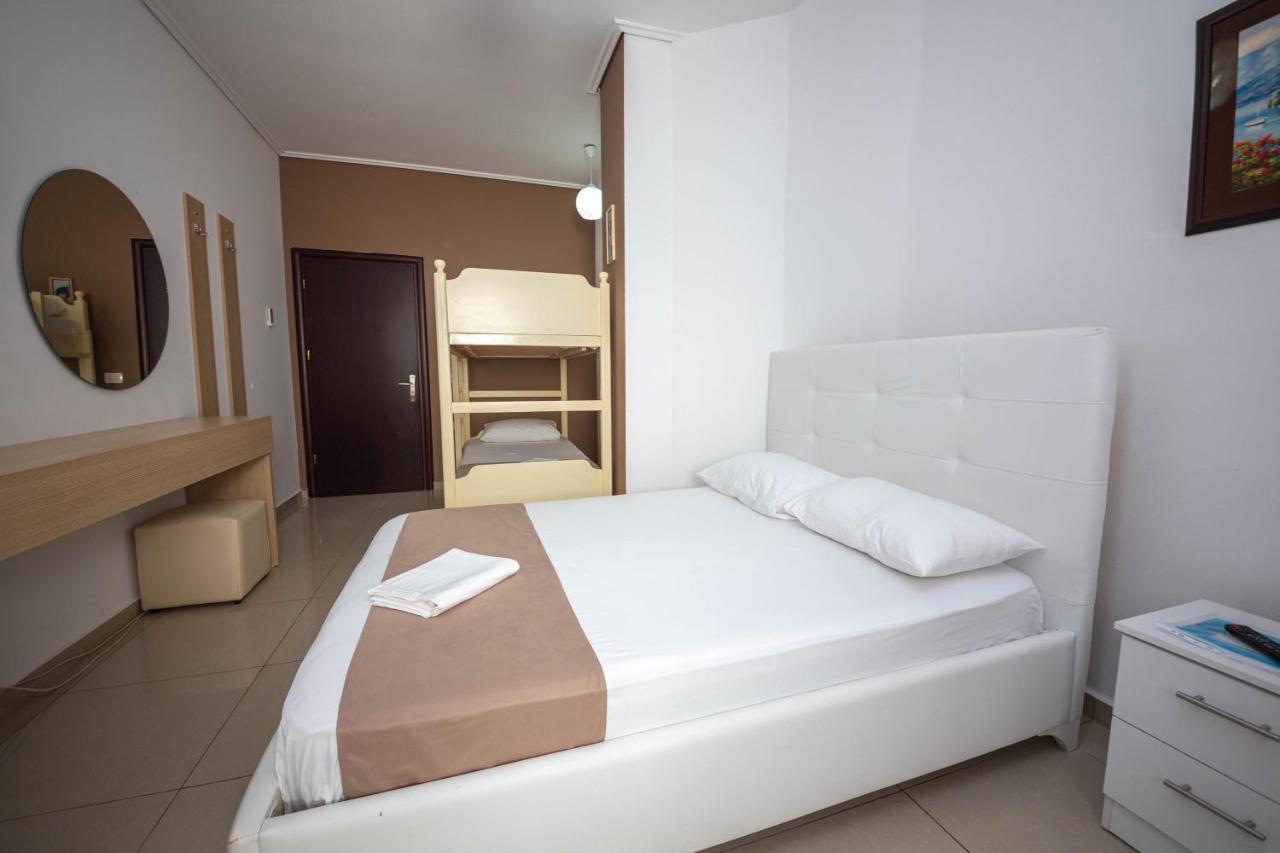 Vale Deti Rooms Ksamil Esterno foto