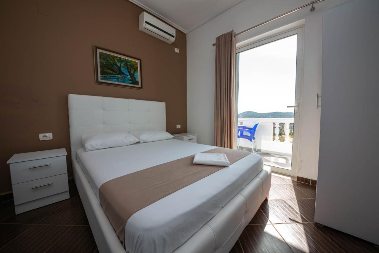 Vale Deti Rooms Ksamil Esterno foto